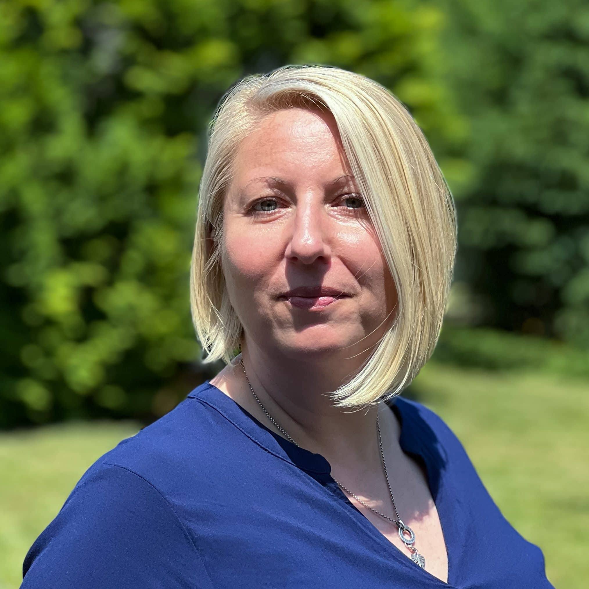 The team Quadrat Beate Portrait Click A Tree edited