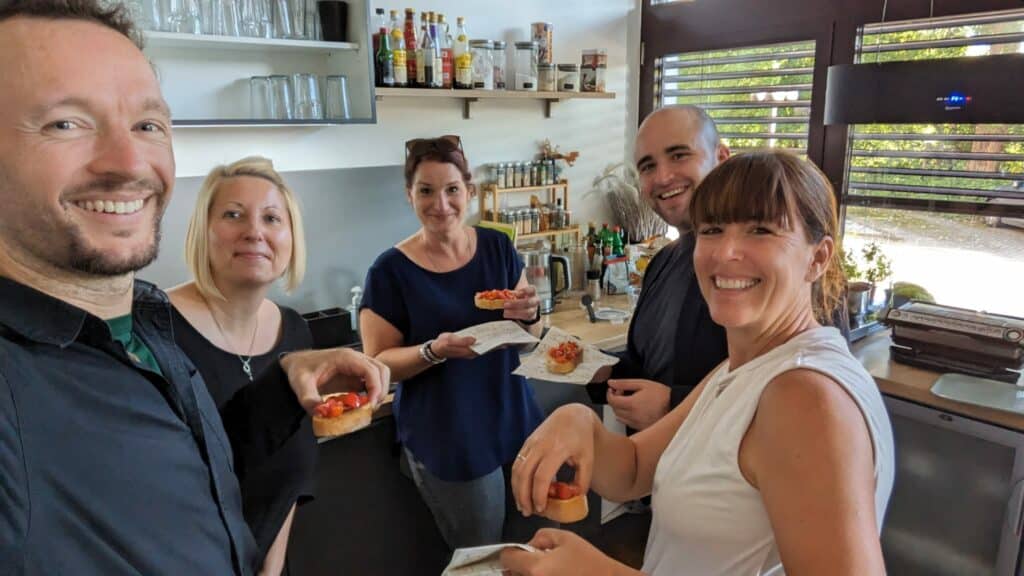 About Click A Tree: the team, the history, the motivation 2309 Teamevent Kueche About Click A Tree